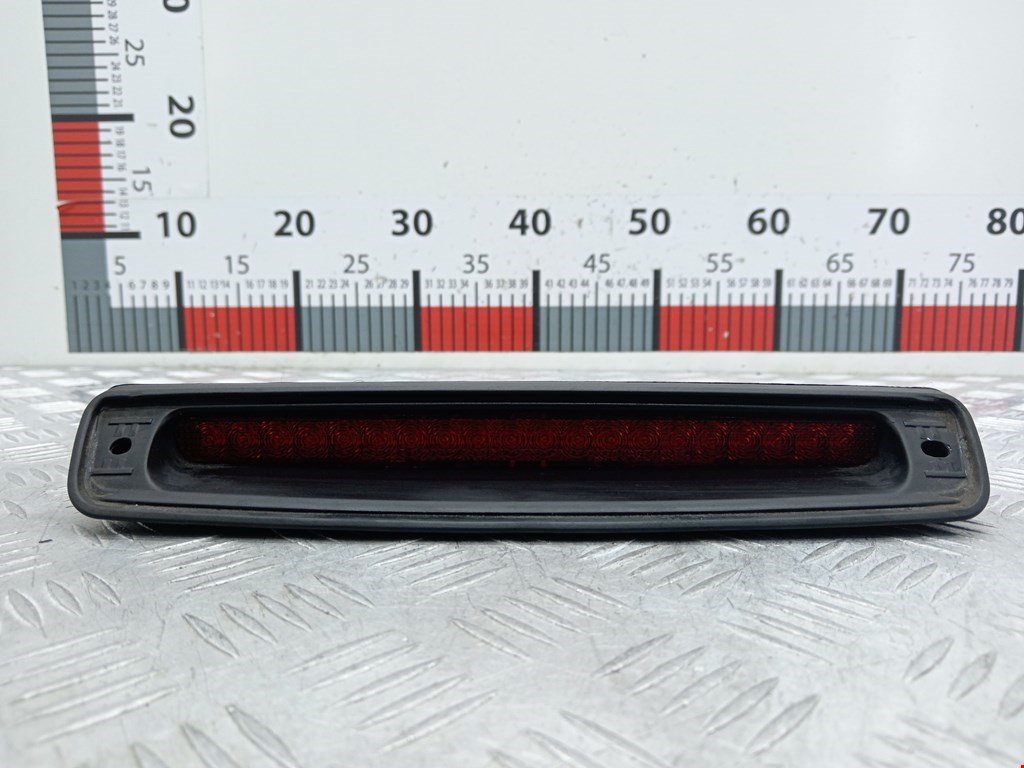 Фонарь дополнительный тормозной (стоп-сигнал) Hyundai Tucson 1 (2004-2010)