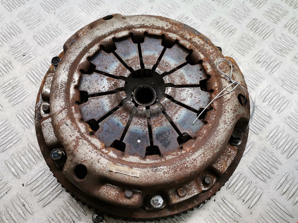 Маховик (демпфер сцепления) FIAT Sedici 2005-2014