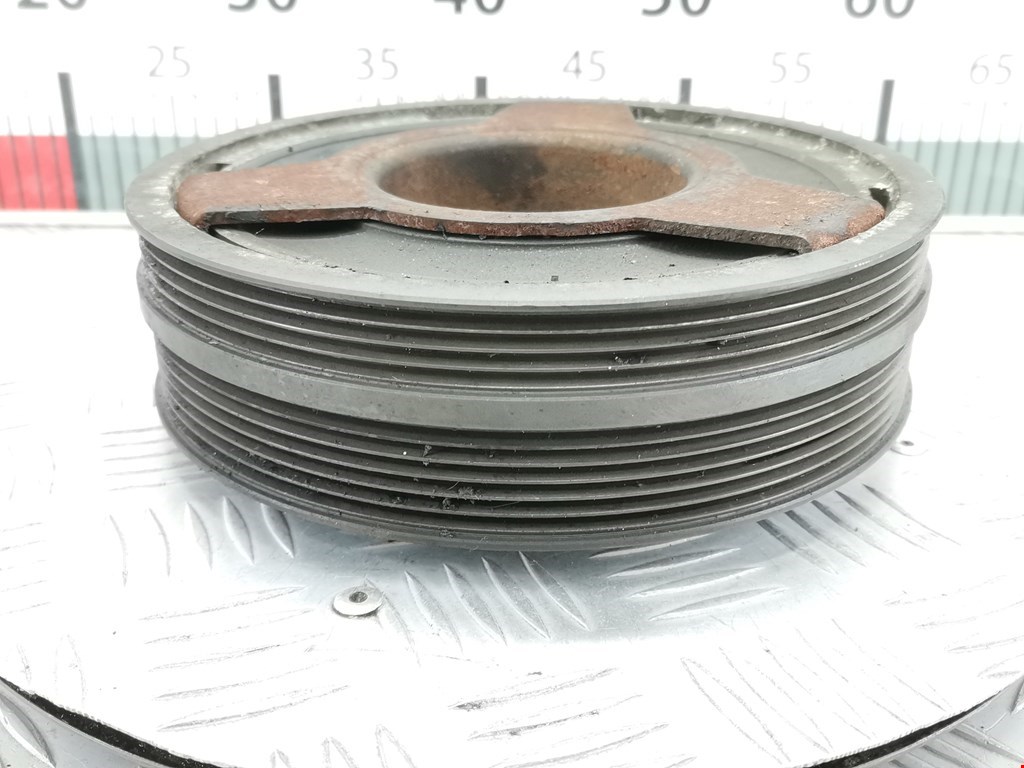 Шестерня коленвала (шкив) AUDI A4 B5 1995-2001