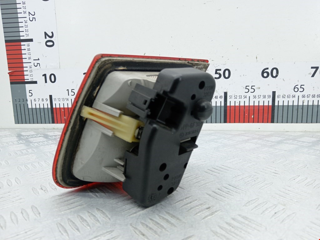 Фонарь задний внутренний левый BMW 3er E46 1998-2006