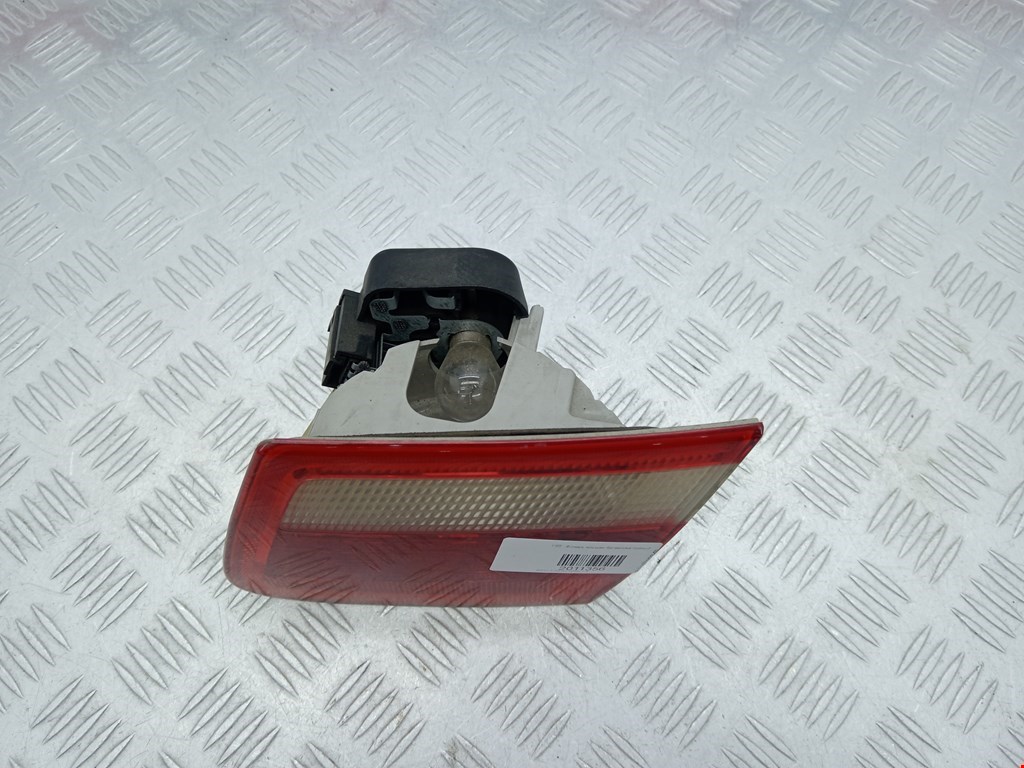 Фонарь задний внутренний правый BMW 3er E46 1998-2006