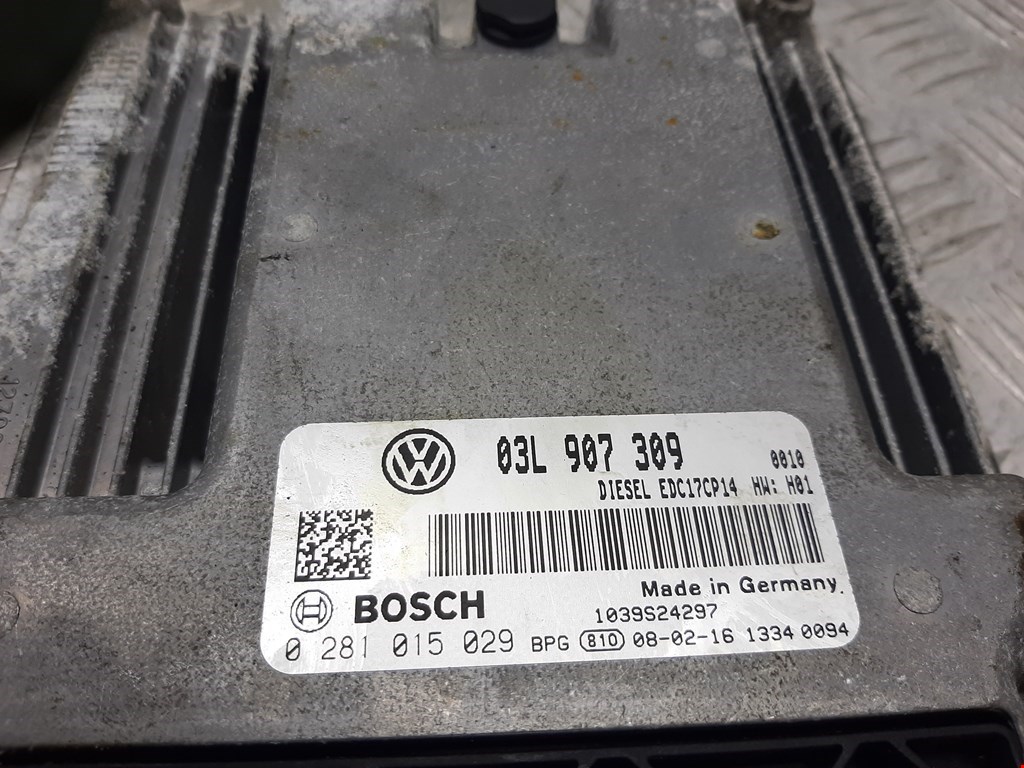 Блок управления двигателя (ЭБУ) VOLKSWAGEN Passat B6 2005-2011