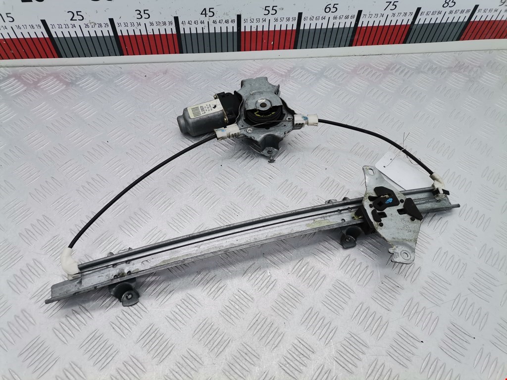 Стеклоподъемник передний правый NISSAN Primera P11 1996-2002