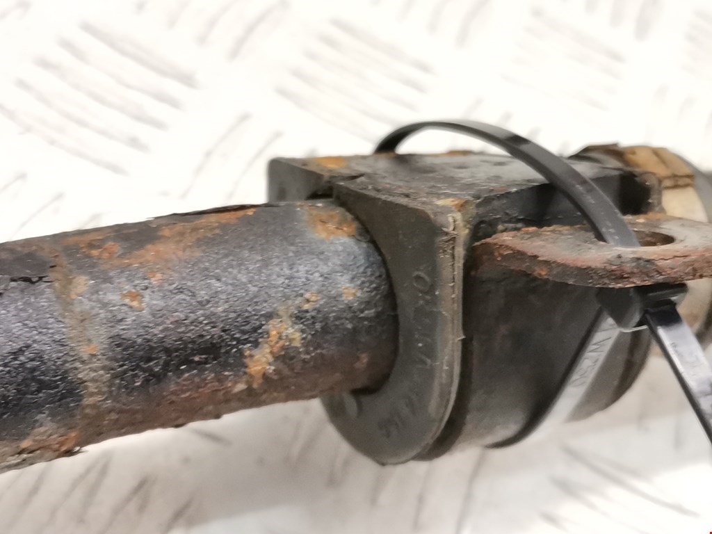 Стабилизатор передний (поперечной устойчивости подвески) KIA Carnival I 1999-2005