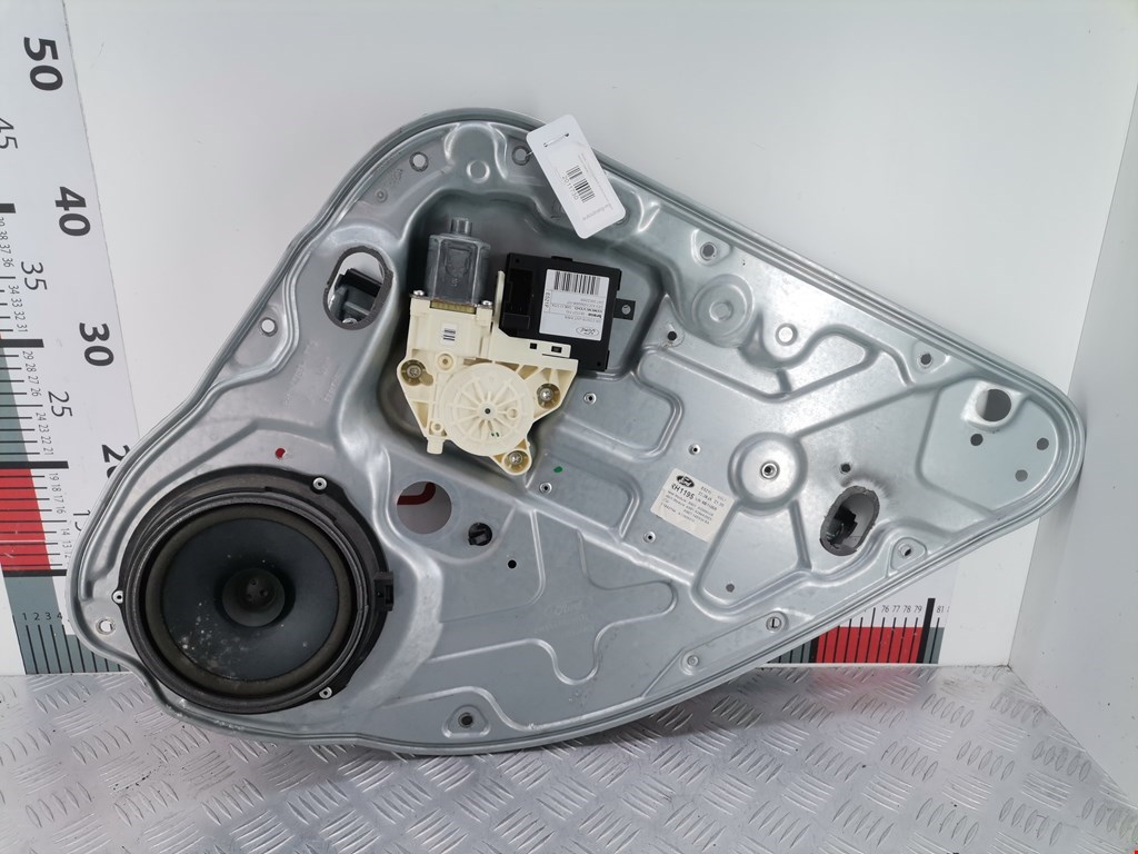 Стеклоподъемник задний правый FORD Focus II 2005-2011