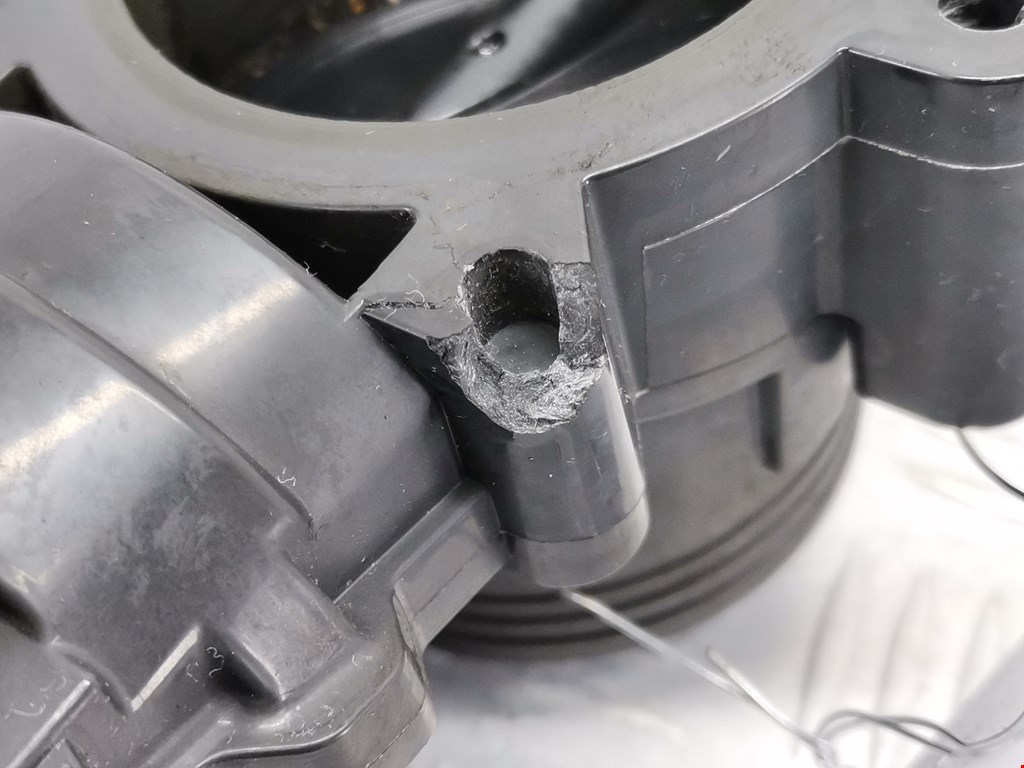 Защита антигравийная PEUGEOT 207 2006-2015