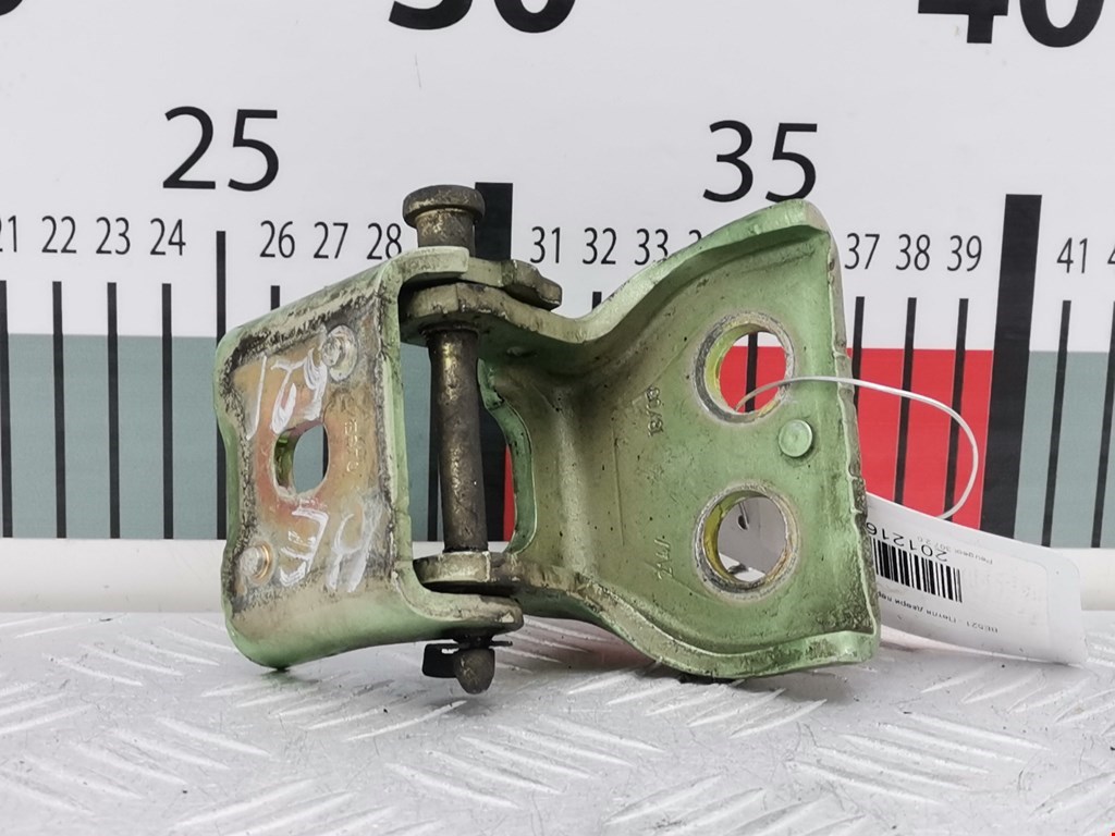 Петля двери передней правой Peugeot 307 (2001-2008)