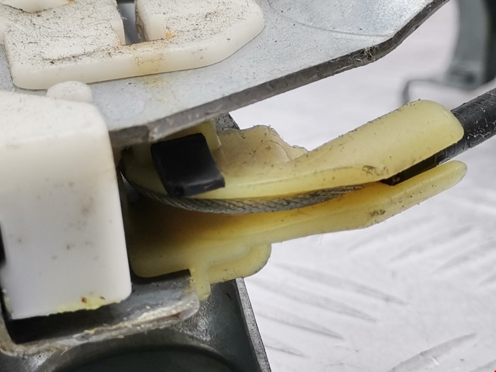 Стеклоподъемник задний правый NISSAN Almera Tino 2000-2006