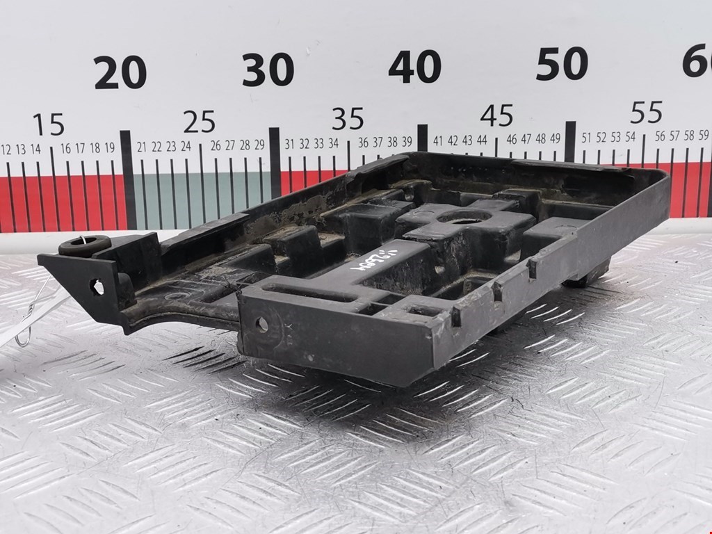 Крепление АКБ (корпус/подставка) VOLVO S40 I 1995-2004