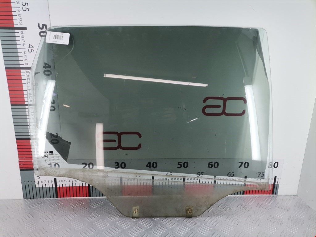 Стекло двери заднее правое DAEWOO Kalos 2002-2006