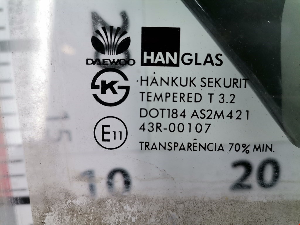 Стекло двери заднее правое DAEWOO Kalos 2002-2006