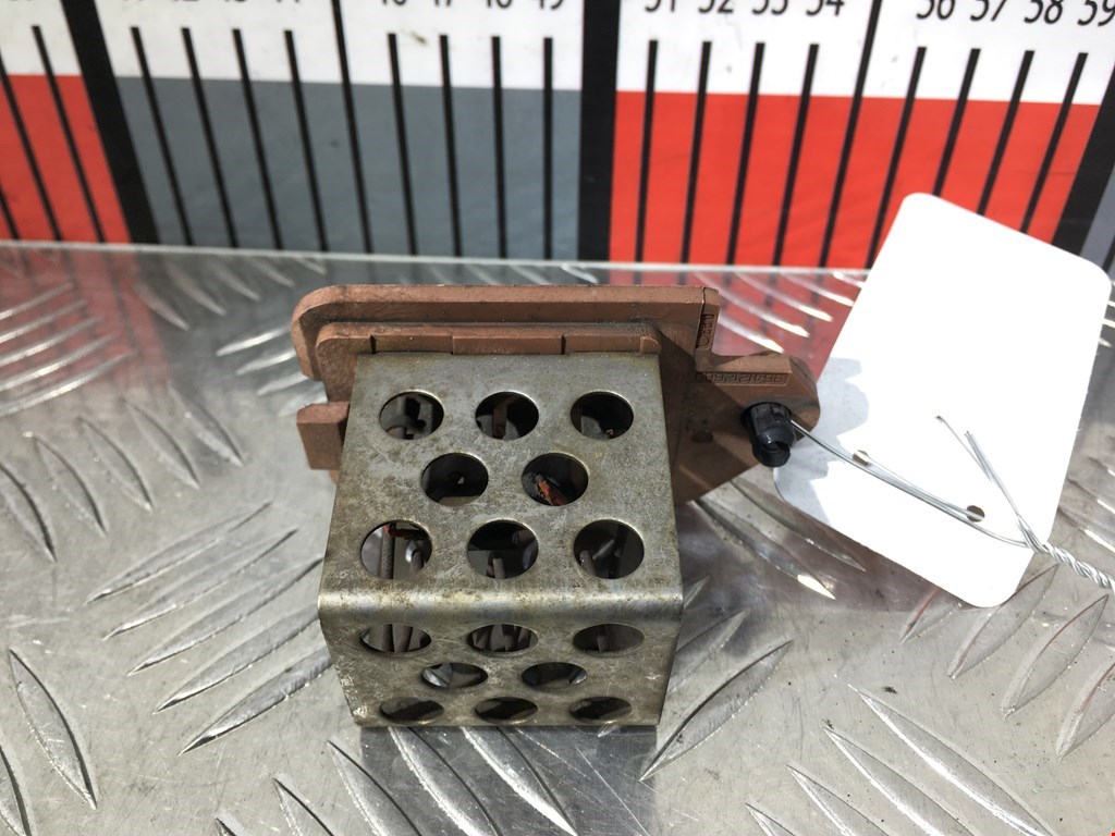 Сопротивление (резистор) вентилятора охлаждения Citroen C5 1 (2000-2008)