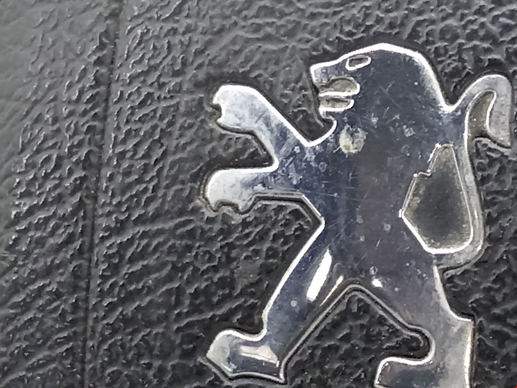Подушка безопасности в рулевое колесо PEUGEOT Partner 1996-2009