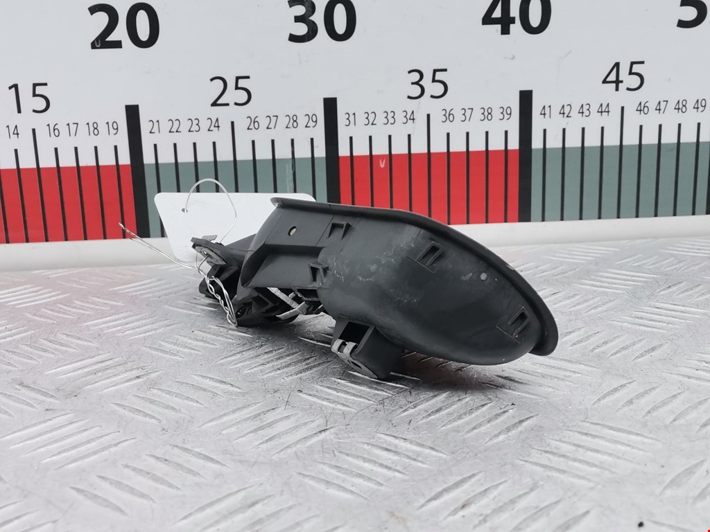 Ручка дверная задняя внутренняя левая VOLKSWAGEN Golf V 2003-2009