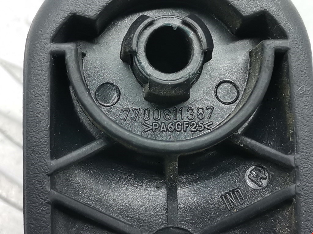 Ручка стеклоподъемника RENAULT Clio 1998-2008