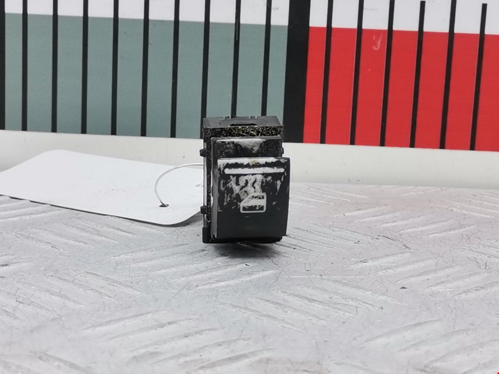 Кнопка стеклоподъемника VOLKSWAGEN Golf V 2003-2009