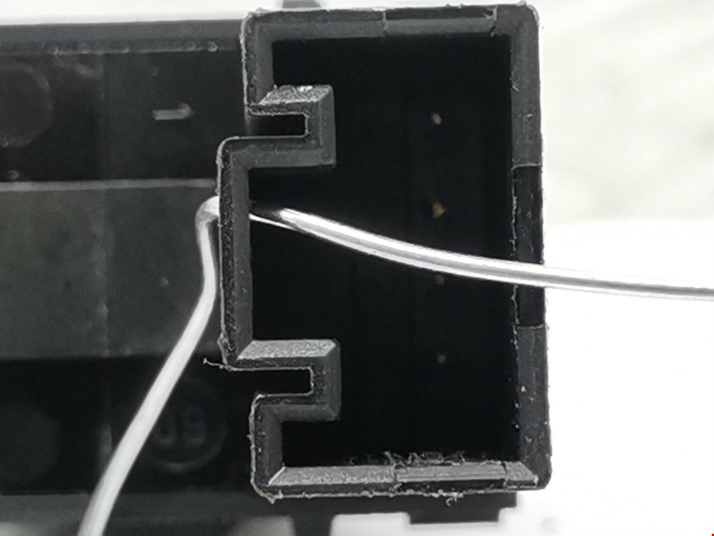 Кнопка стеклоподъемника VOLKSWAGEN Golf V 2003-2009