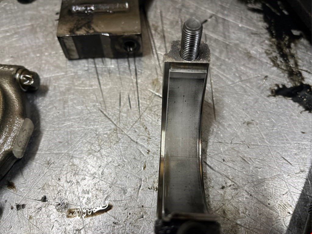 Блок цилиндров AUDI A4 B7 2004-2007