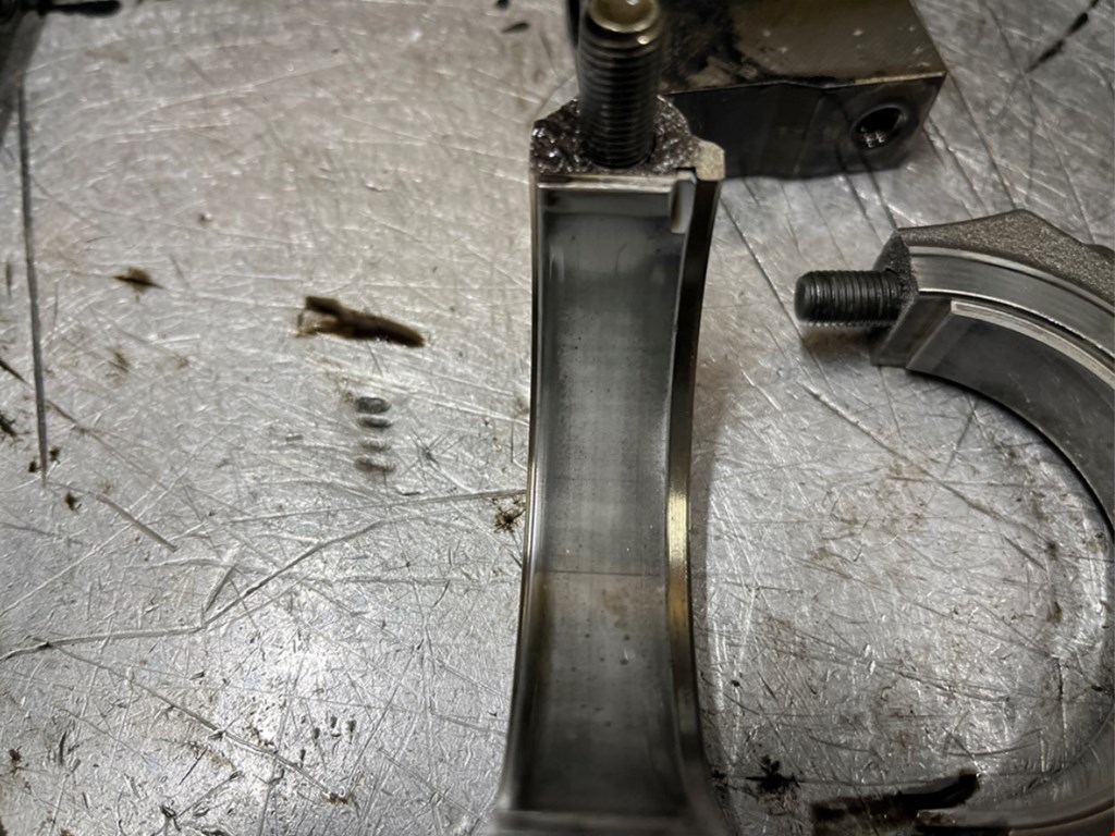 Блок цилиндров AUDI A4 B7 2004-2007