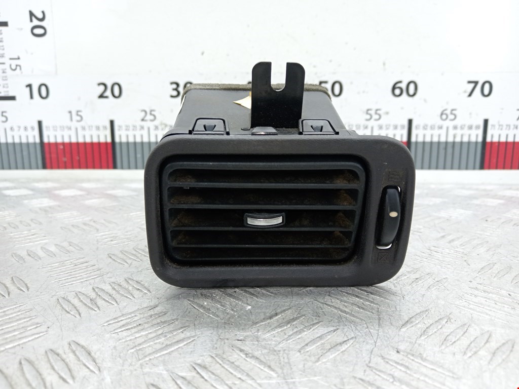 Дефлектор воздушный NISSAN Primera P11 1996-2002