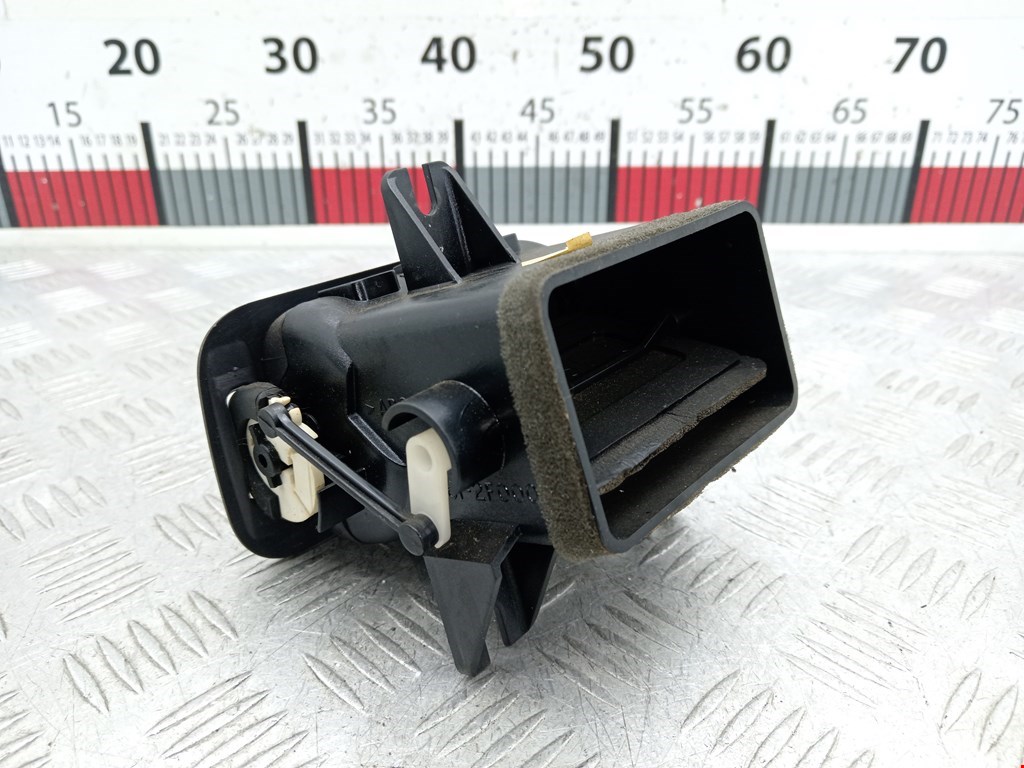 Дефлектор воздушный NISSAN Primera P11 1996-2002