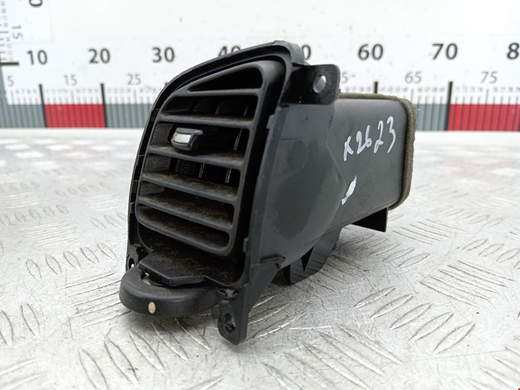 Дефлектор воздушный NISSAN Primera P11 1996-2002