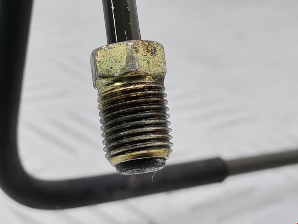 Трубка цилиндра сцепления MAZDA Premacy CP 1999-2004