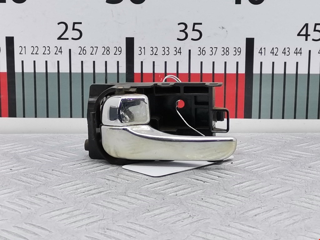 Ручка дверная задняя внутренняя левая NISSAN Primera P11 1996-2002