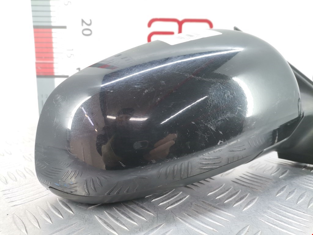 Зеркало правое AUDI A4 B6 2001-2005