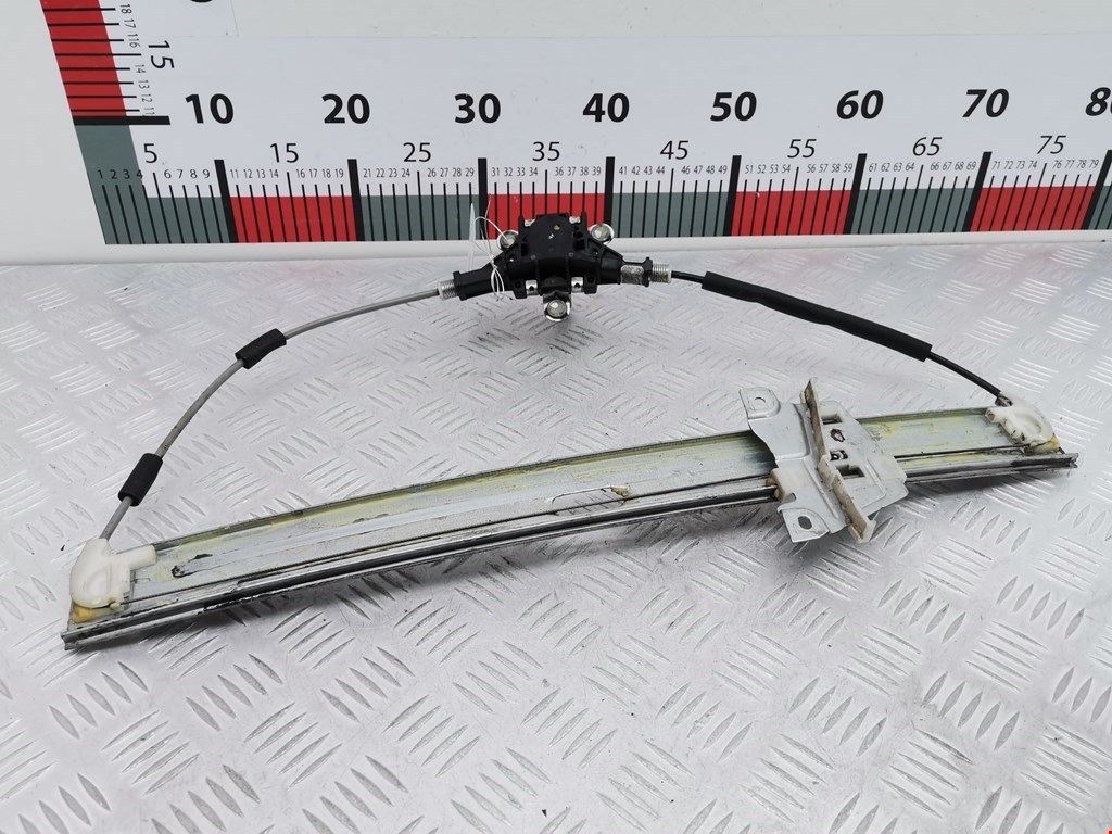 Стеклоподъемник передний правый MAZDA Premacy CP 1999-2004