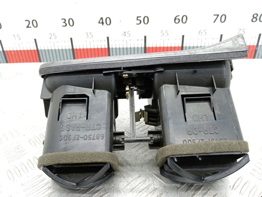 Дефлектор воздушный NISSAN Primera P11 1996-2002