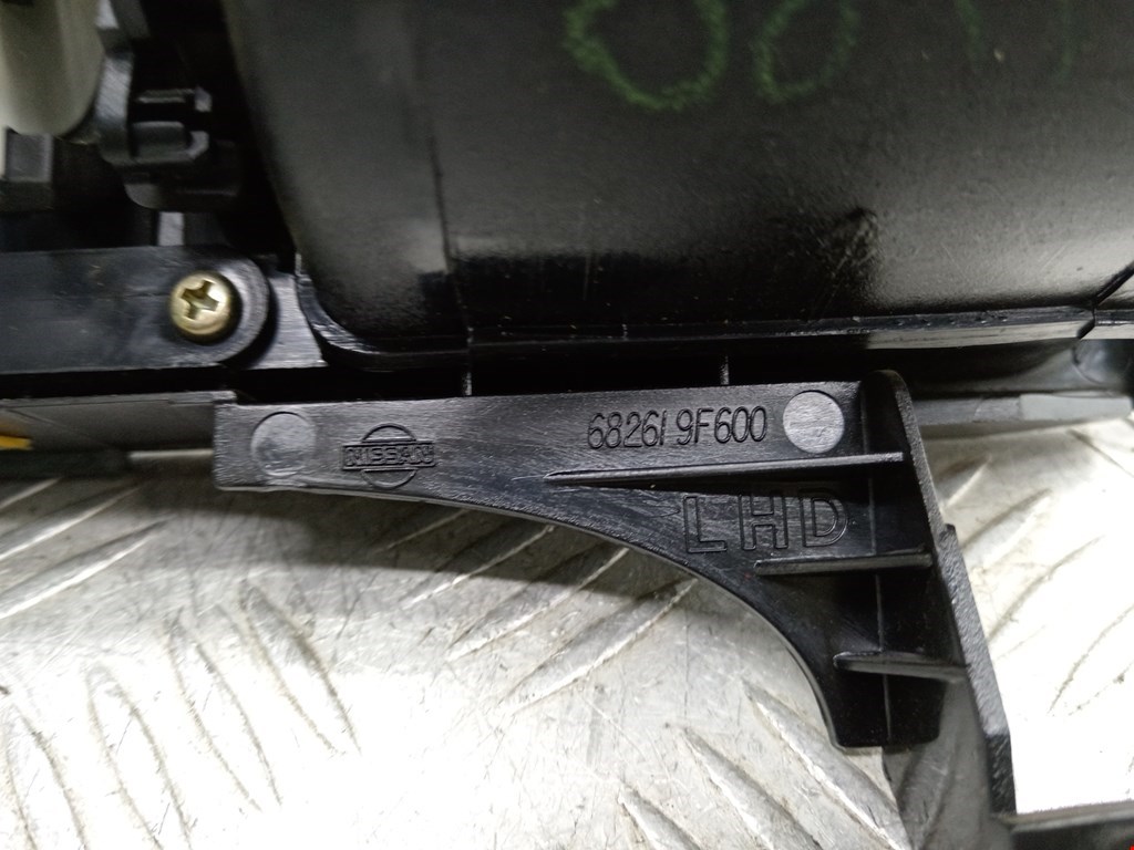 Дефлектор воздушный NISSAN Primera P11 1996-2002