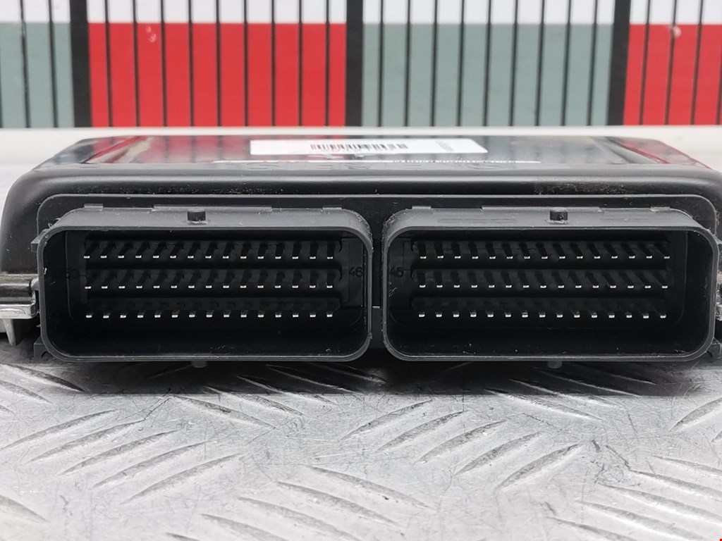 Блок управления двигателя (ЭБУ) VOLVO V40 I 1995-2004