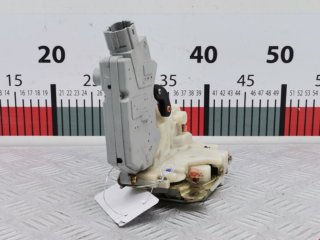 Замок двери передней левой NISSAN Primera P11 1996-2002