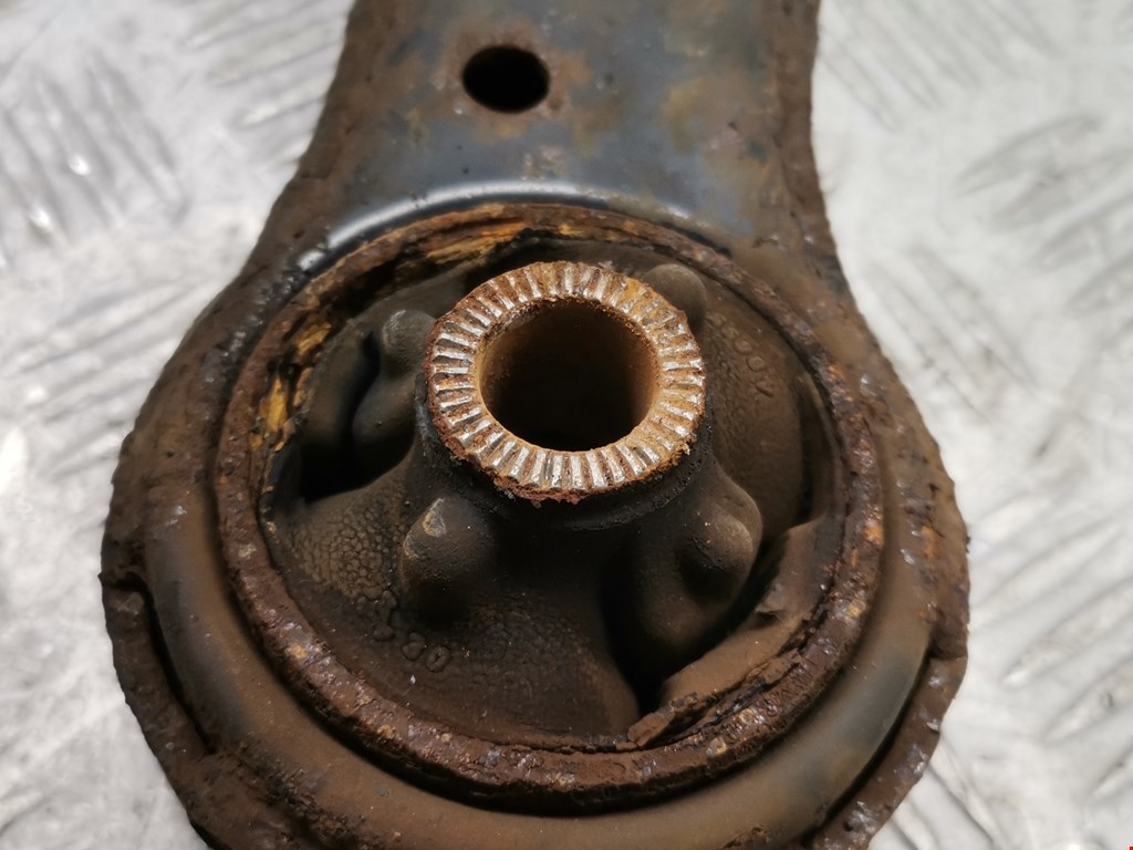 Рычаг передний правый LEXUS RX 300\330\350\400H 2003-2009