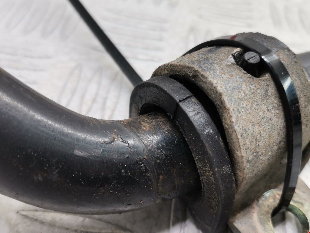 Стабилизатор передний (поперечной устойчивости подвески) MITSUBISHI Carisma 1995-1999