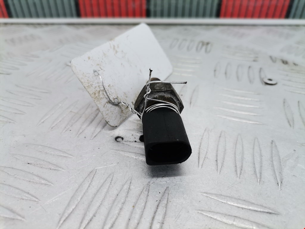 Датчик включения заднего хода VOLKSWAGEN Bora 1998-2005