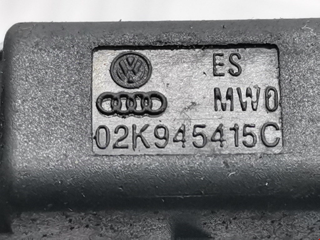 Датчик включения заднего хода VOLKSWAGEN Bora 1998-2005