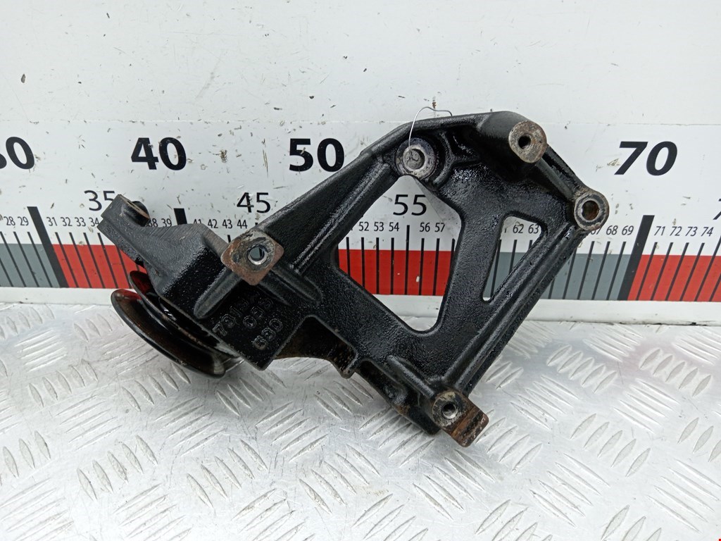 Кронштейн кондиционера MITSUBISHI Pajero IV 2006-2022