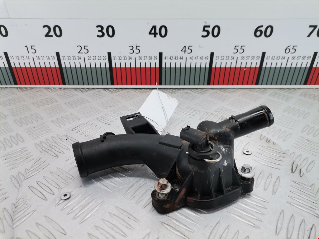 Тройник системы охлаждения OPEL Astra J 2009-2017