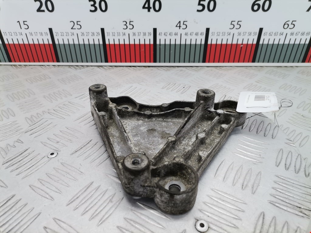 Кронштейн кондиционера OPEL Astra J 2009-2017