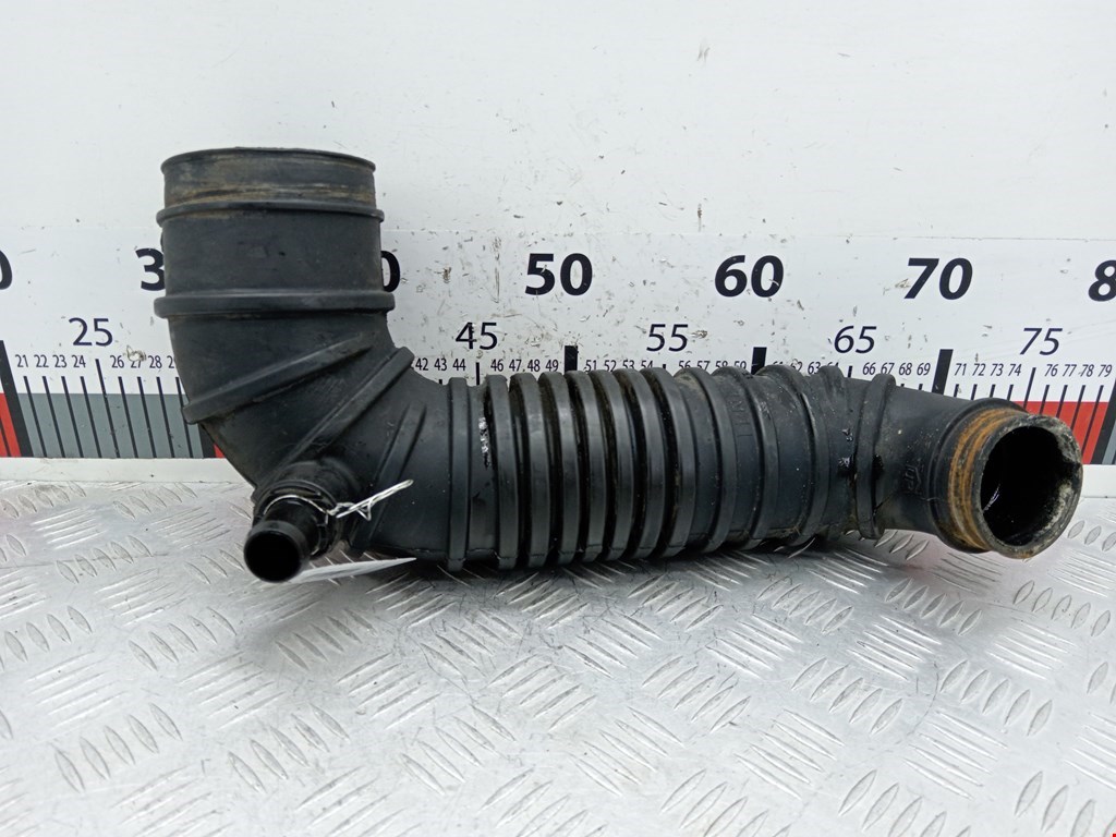 Патрубок интеркулера Mitsubishi Pajero 3 (1999-2006)