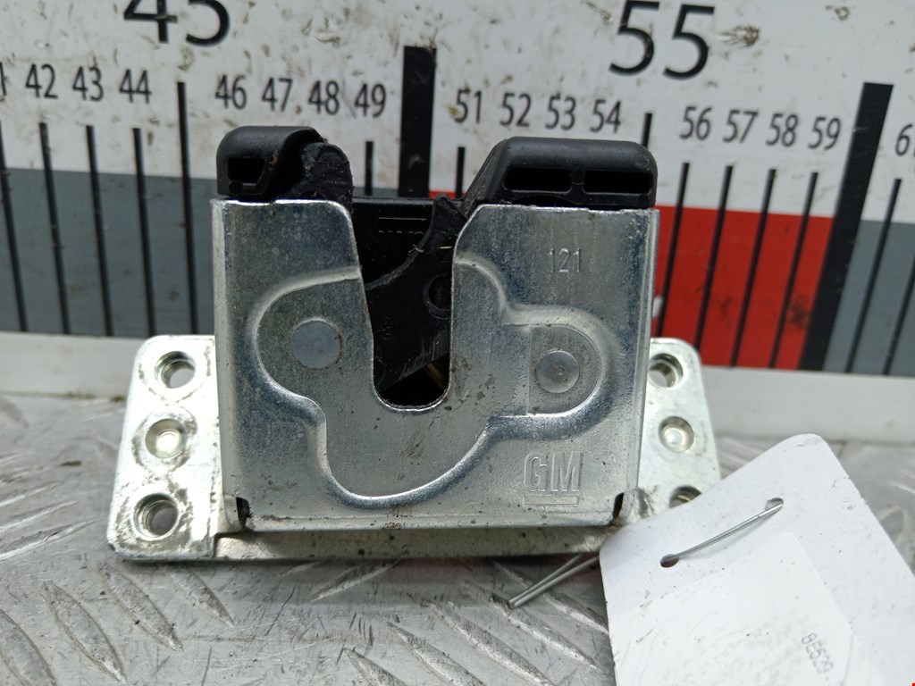 Замок багажника (крышки двери) OPEL Meriva A 2003-2010