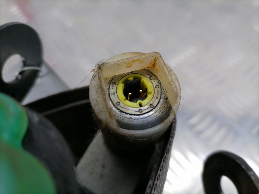 Ремень безопасности передний левый MAZDA Premacy CP 1999-2004