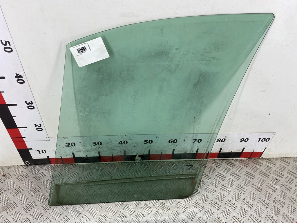 Стекло двери переднее правое RENAULT Scenic I 1996-2003