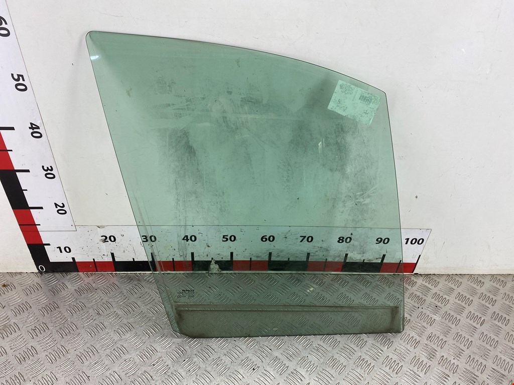 Стекло двери переднее правое RENAULT Scenic I 1996-2003