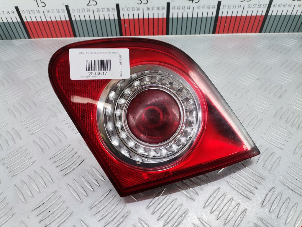 Фонарь крышки багажника правый Volkswagen Passat 6 (2005-2010)