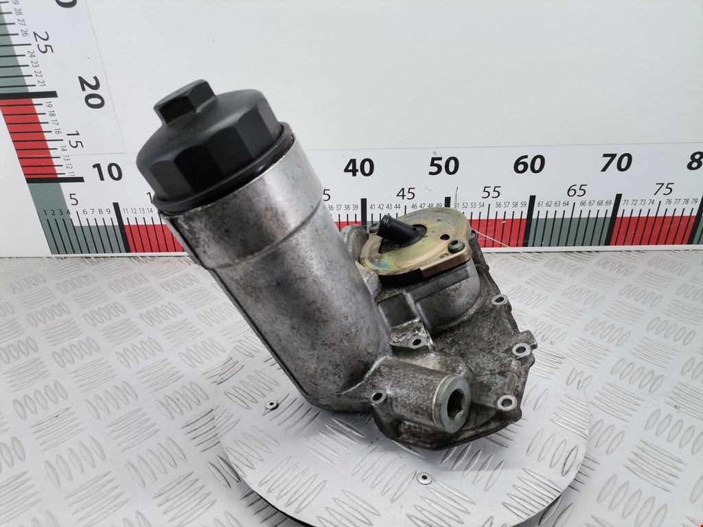 Корпус масляного фильтра AUDI A4 B6 2001-2005