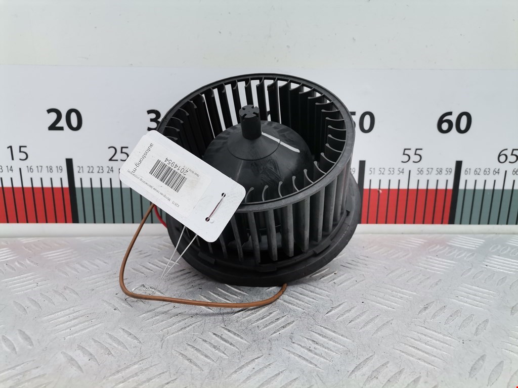 Моторчик (мотор) отопителя салона SEAT Ibiza 1993-2002