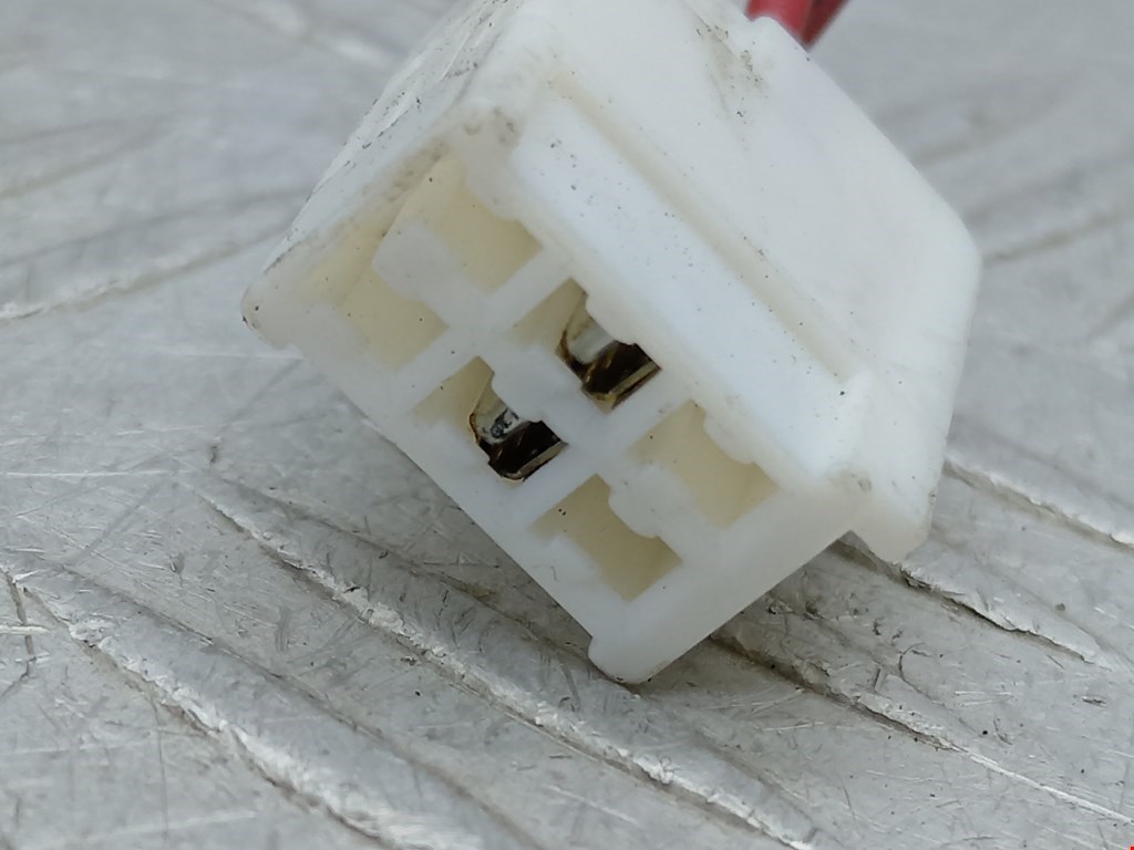 Замок двери задней левой MAZDA Premacy CP 1999-2004